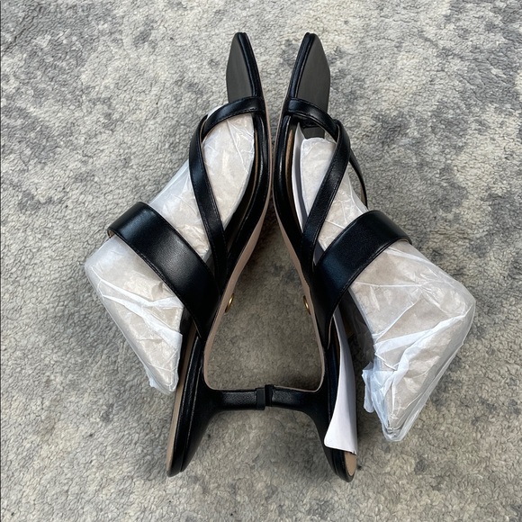 New Veronica Beard Alanis Leather Sandal Thong Kitten Heel Strappy Black Sz 10 - Picture 9 of 16